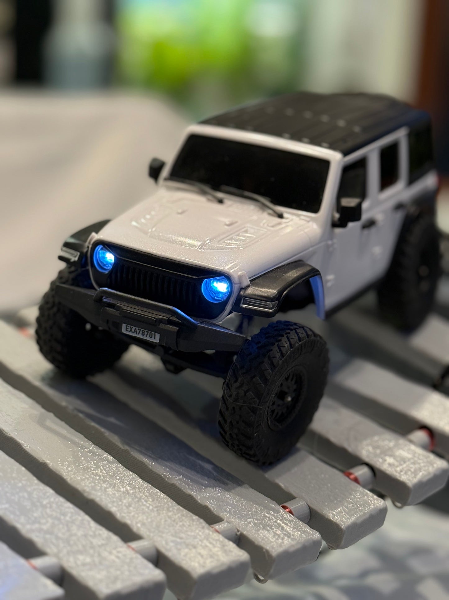 Large kit Terrain with Rope Bridge